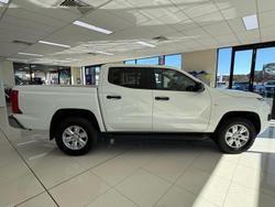 2024 Mitsubishi
Triton GLX+