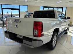 2024 Mitsubishi
Triton GLX+
