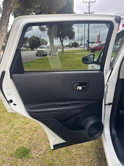 2012 Nissan
Dualis Ti-L