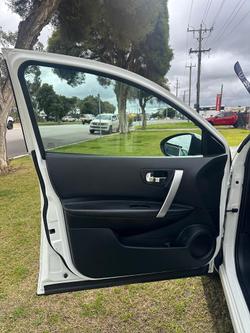 2012 Nissan
Dualis Ti-L