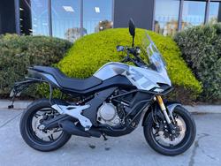 CFMOTO 650MT ABS