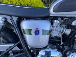 Triumph 2012 TRIUMPH 865CC BONNE T100 A2