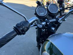 Triumph 2012 TRIUMPH 865CC BONNE T100 A2