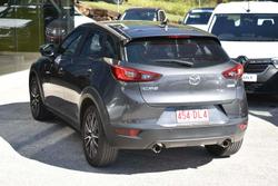 2017 Mazda
                CX-3 sTouring