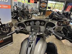2017 Harley-Davidson CVO Limited 117 (FLHTKSE) Touring