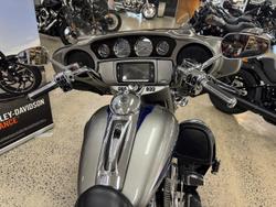 2017 Harley-Davidson CVO Limited 117 (FLHTKSE) Touring