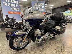 2017 Harley-Davidson CVO Limited 117 (FLHTKSE) Touring