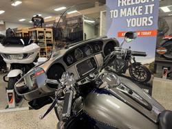 2017 Harley-Davidson CVO Limited 117 (FLHTKSE) Touring