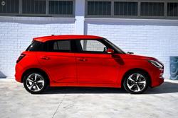 2025 Suzuki Swift Hybrid Plus UZ Burning Red