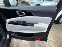 2020 KIA
CARNIVAL Si