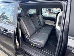 2020 KIA
CARNIVAL Si