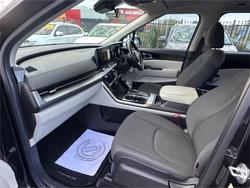 2020 KIA
CARNIVAL Si