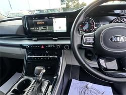 2020 KIA
CARNIVAL Si