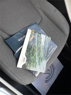 2020 KIA
CARNIVAL Si