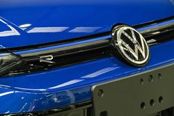 2025 Volkswagen
Golf R