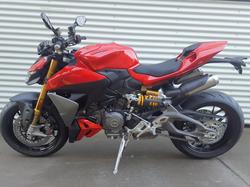 2025 Ducati Streetfighter V2 S Streetfighter Red