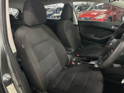 2015 Kia
Cerato S