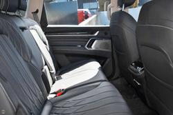 2025 LDV
D90 Mode