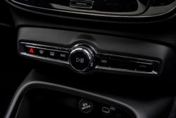 2023 Volvo
XC40 Ultimate B4 Bright