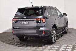 2024 Ford
Everest Platinum