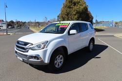 2020 Isuzu
MU-X LS-M
