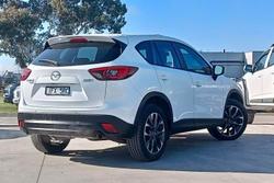 2015 Nissan
QASHQAI Ti