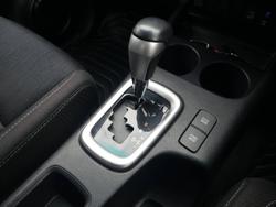 2021 Toyota
                Hilux 4x4 Hilux 4x4 SR5 2.8L T Diesel Automatic Double Cab 2L70350 001