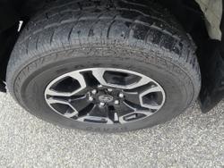 2021 Toyota
                Hilux 4x4 Hilux 4x4 SR5 2.8L T Diesel Automatic Double Cab 2L70350 001