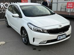 2018 KIA
CERATO SPORT NAV PE