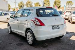 2016 Suzuki
                Swift GL