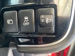 2020 Mitsubishi
Outlander LS