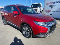 2020 Mitsubishi
Outlander LS