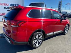 2020 Mitsubishi
Outlander LS