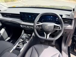 2025 MG HS Essence AS33 MY25 Black Pearl