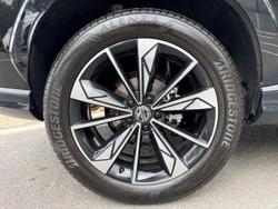 2025 MG HS Essence AS33 MY25 Black Pearl