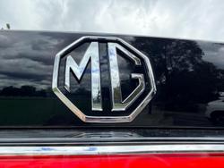 2025 MG HS Essence AS33 MY25 Black Pearl