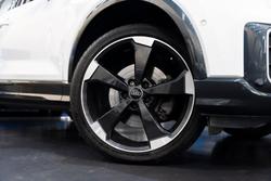 2017 Audi
Q2 sport