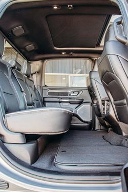2024 RAM
1500 Laramie Sport Hurricane SO RamBox