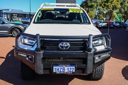 2021 Toyota
Hilux SR5