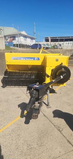 New Holland
Bc5060