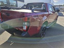 2024 Isuzu
D-MAX X-RIDER