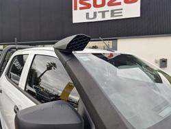 2024 Isuzu
D-MAX SX