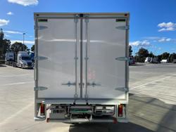 2025 Fuso Canter 515 White