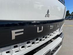 2025 Fuso Canter 515 White