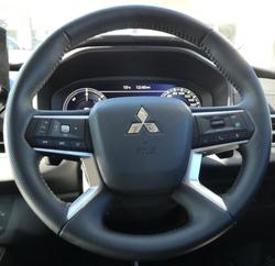 2024 Mitsubishi
Outlander PHEV Exceed