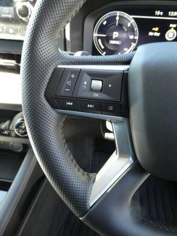 2024 Mitsubishi
Outlander PHEV Exceed