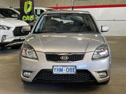 2011 Kia
Rio S