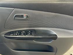 2011 Kia
Rio S