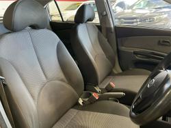 2011 Kia
Rio S