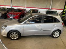 2011 Kia
Rio S